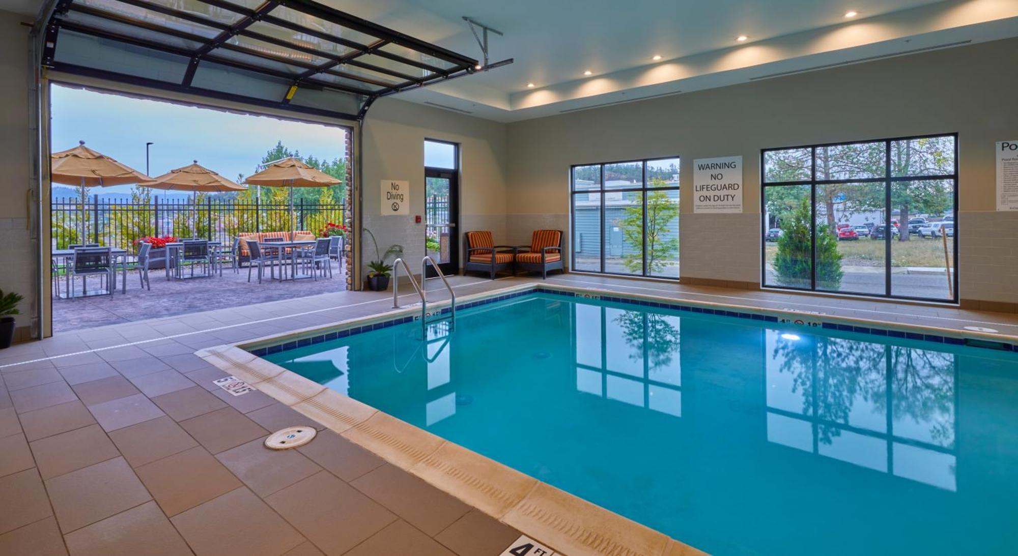 Hampton Inn & Suites Roseburg Extérieur photo