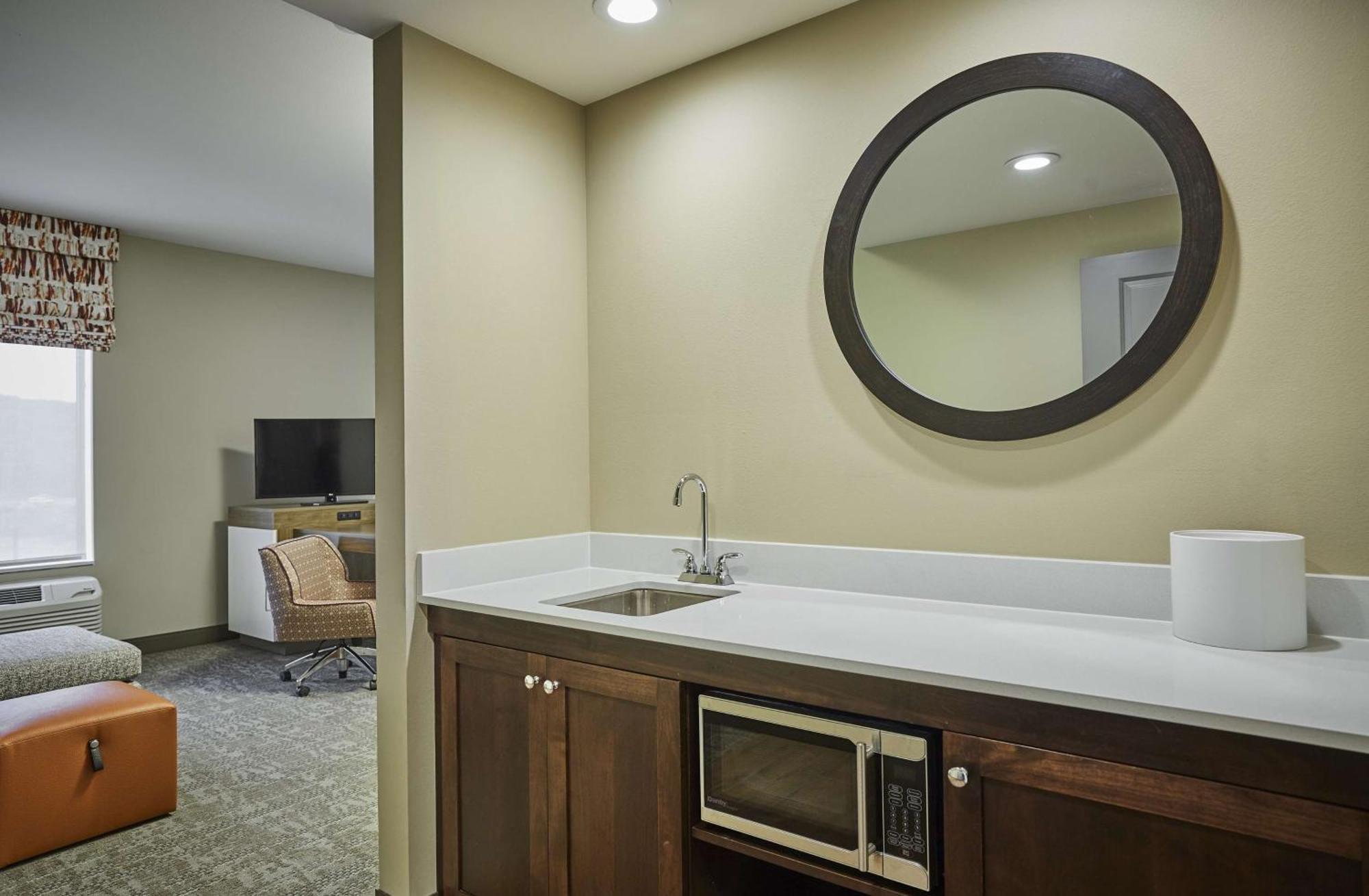 Hampton Inn & Suites Roseburg Extérieur photo