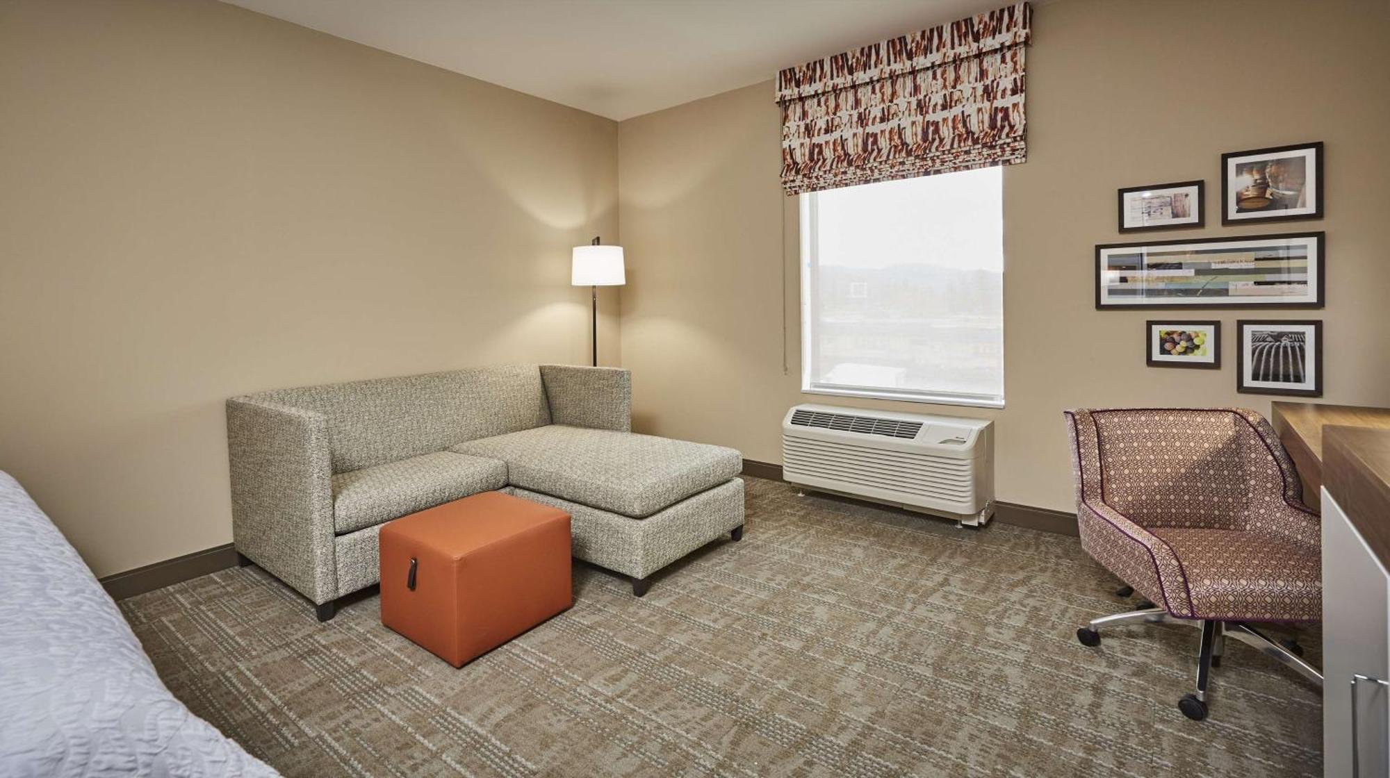 Hampton Inn & Suites Roseburg Extérieur photo