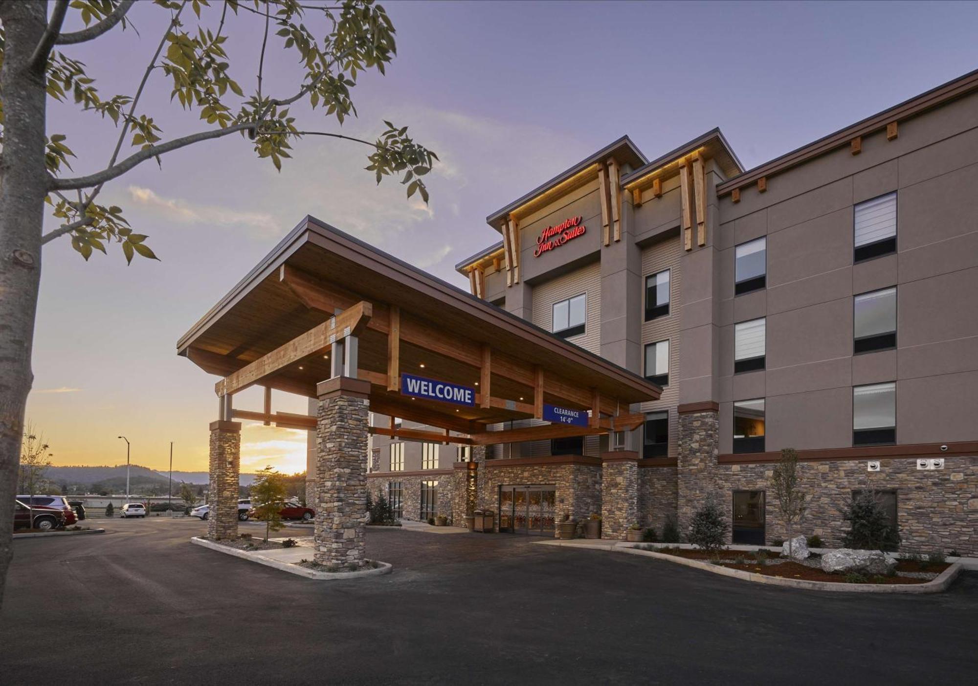 Hampton Inn & Suites Roseburg Extérieur photo