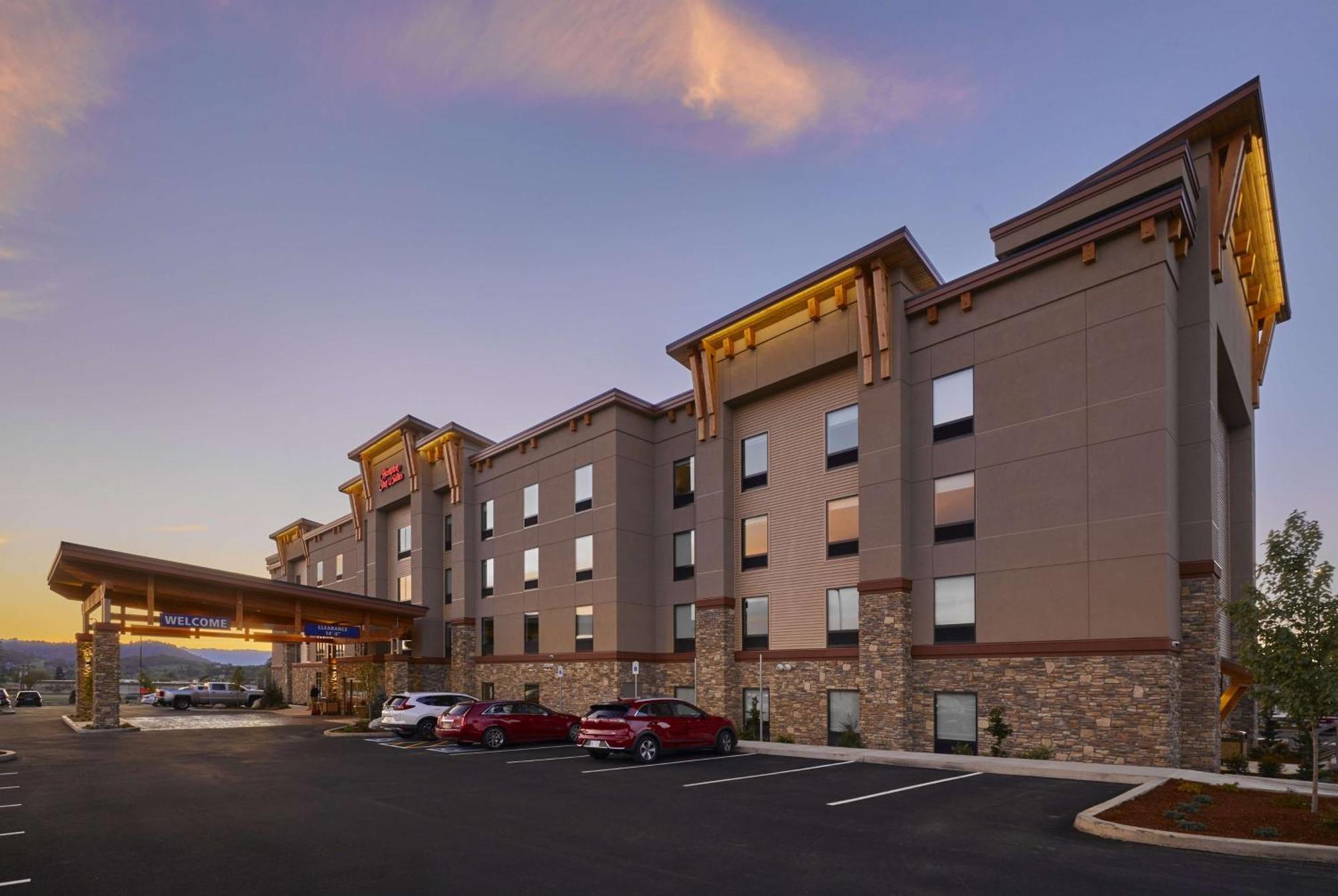 Hampton Inn & Suites Roseburg Extérieur photo