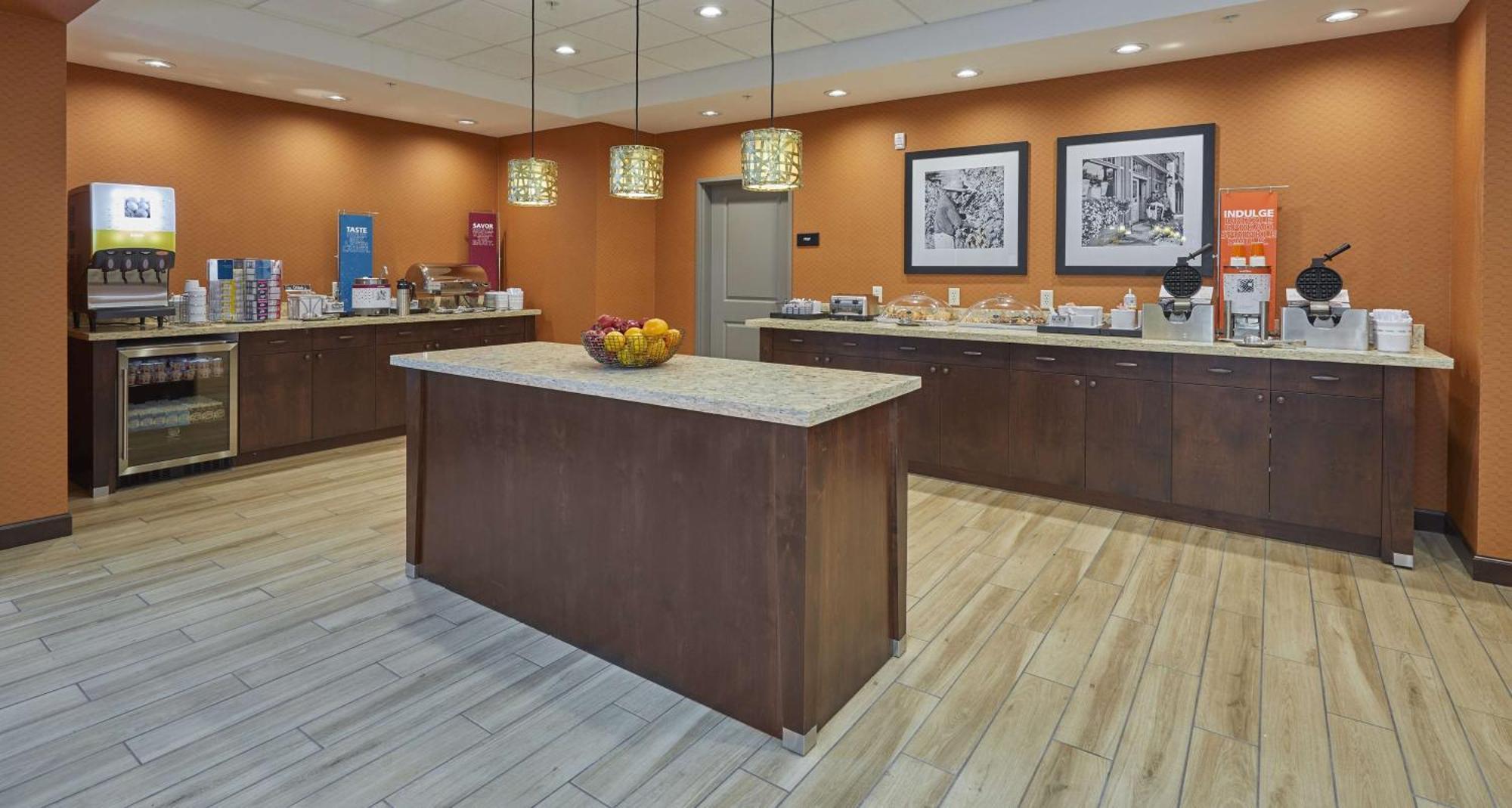 Hampton Inn & Suites Roseburg Extérieur photo